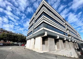 Facciata - Stabile - Palazzo via del Maggiolino, 123, Roma - foto 5