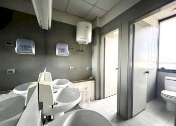 Bagno - Stabile - Palazzo via del Maggiolino, 123, Roma - foto 25