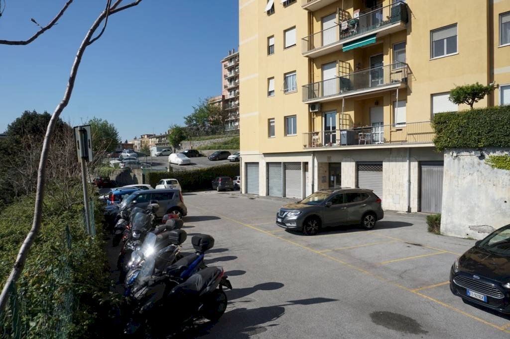 Zona - Four-room apartment via Generale Manfredo Fanti, 28, Genova (neighborhood Sampierdarena) - photo 2