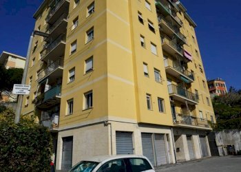 Facciata - Quadrilocale via Generale Manfredo Fanti, 28, Genova (zona Sampierdarena) - foto 1