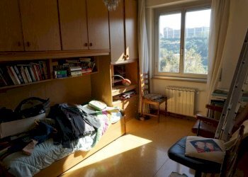 Camera da letto - Quadrilocale via Generale Manfredo Fanti, 28, Genova (zona Sampierdarena) - foto 9