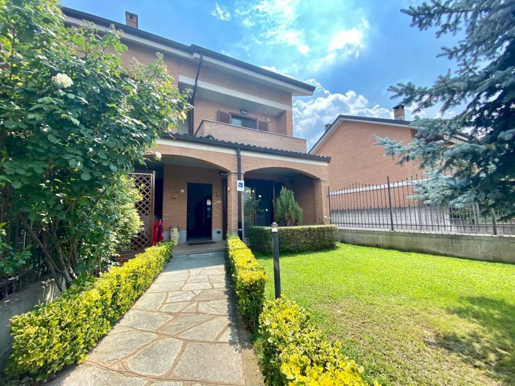 Giardino - Terraced Villa via Luigi Calabresi, 41, Venaria Reale - photo 1