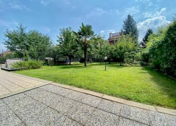 Giardino - Villa a Schiera via Luigi Calabresi, 41, Venaria Reale - foto 2