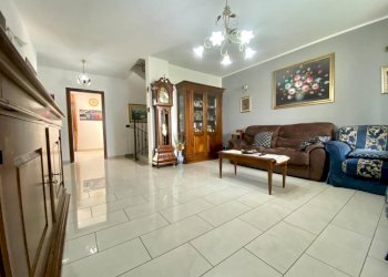 Salone - Villa a Schiera via Luigi Calabresi, 41, Venaria Reale - foto 8