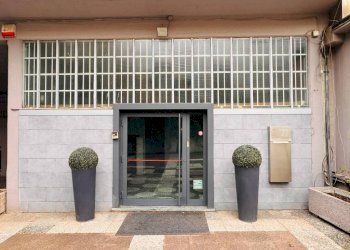 Facciata - Negozio Casalecchio di Reno - foto 1
