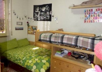 Camera da letto - Three-room apartment via Repubblica, 18, Bollate - photo 20