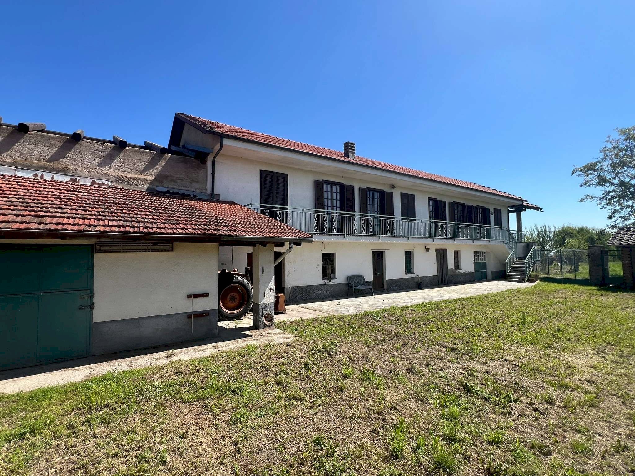 img_8774 - Farmhouse via Rivoira, 7, Campiglione Fenile - photo 2