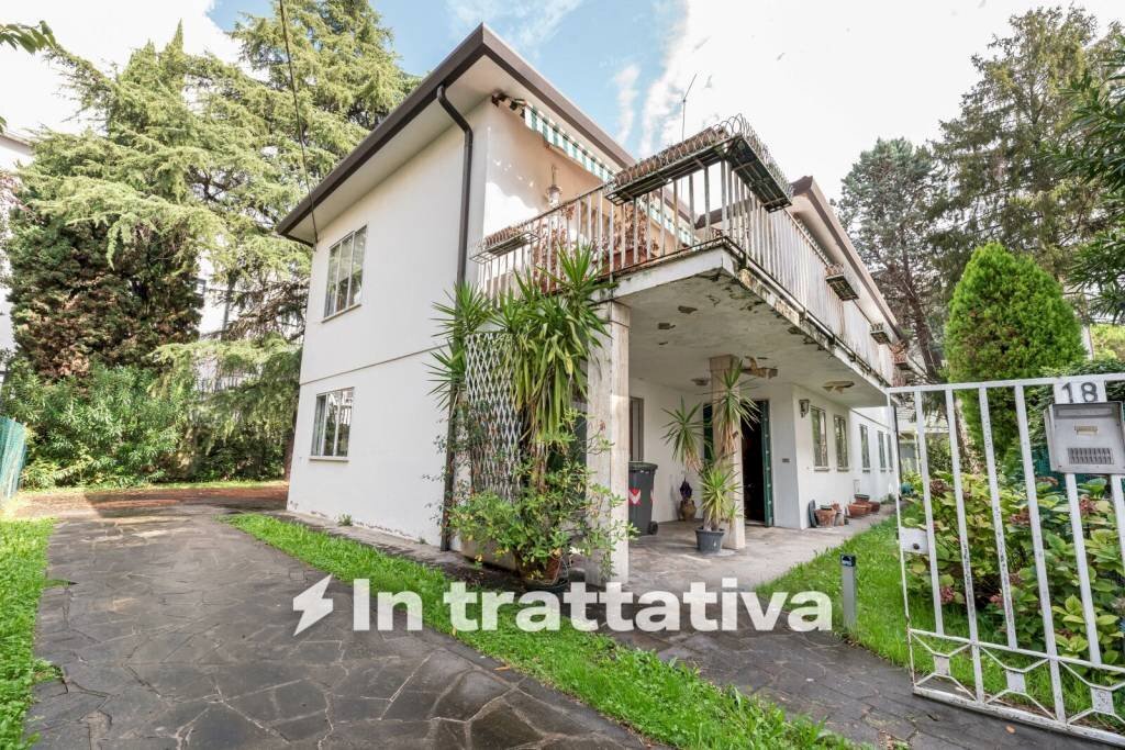 Facciata - Villa via Ferdinando Lori, Padova - foto 1
