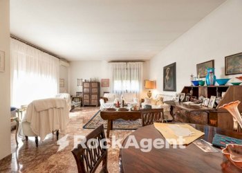 Salone - Villa via Ferdinando Lori, Padova - foto 9