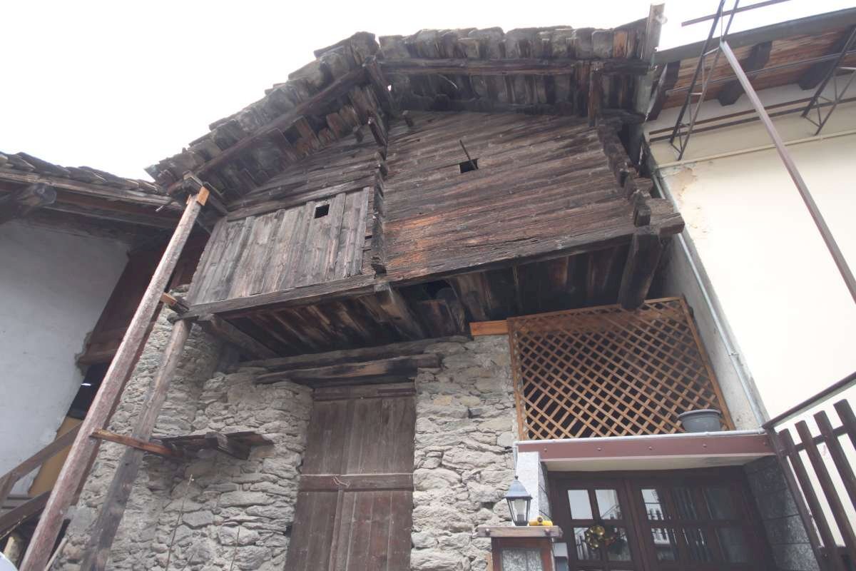 Rustic frazione miseregne, Fénis - photo 1