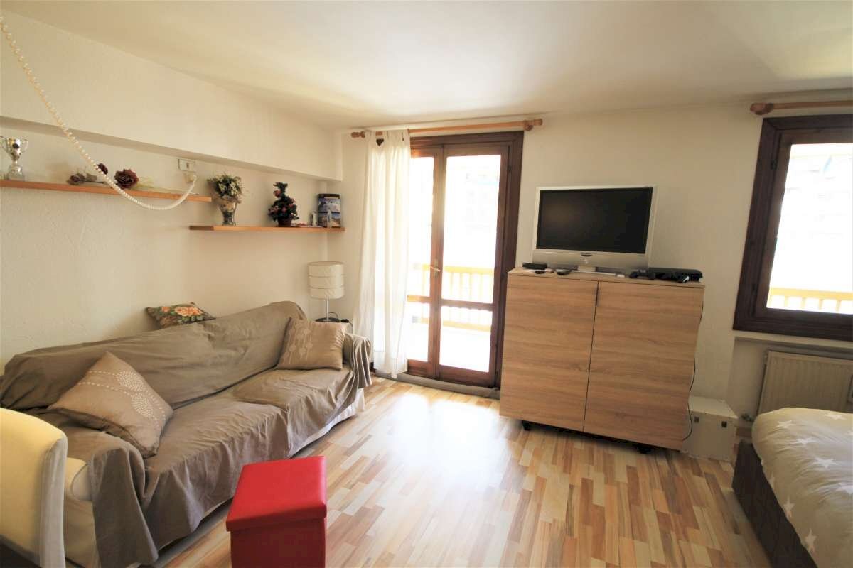 Two-room apartment Frazione Pila, Gressan - photo 1