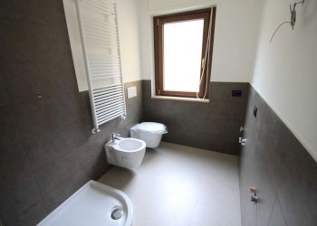 Porzione di casa Regione Busseyaz, Aosta - foto 11