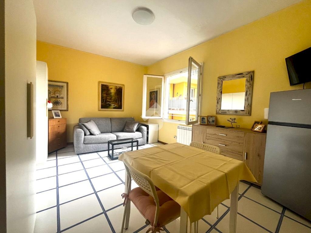 One-room apartment Via Alessandro Volta, Sanremo - photo 1