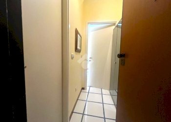 One-room apartment Via Alessandro Volta, Sanremo - photo 4