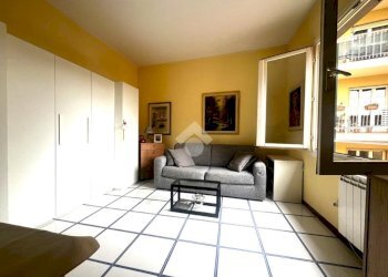 One-room apartment Via Alessandro Volta, Sanremo - photo 6