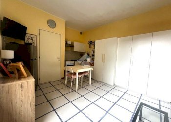 One-room apartment Via Alessandro Volta, Sanremo - photo 7