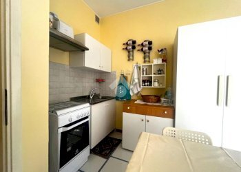 One-room apartment Via Alessandro Volta, Sanremo - photo 11