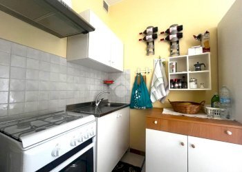 One-room apartment Via Alessandro Volta, Sanremo - photo 13