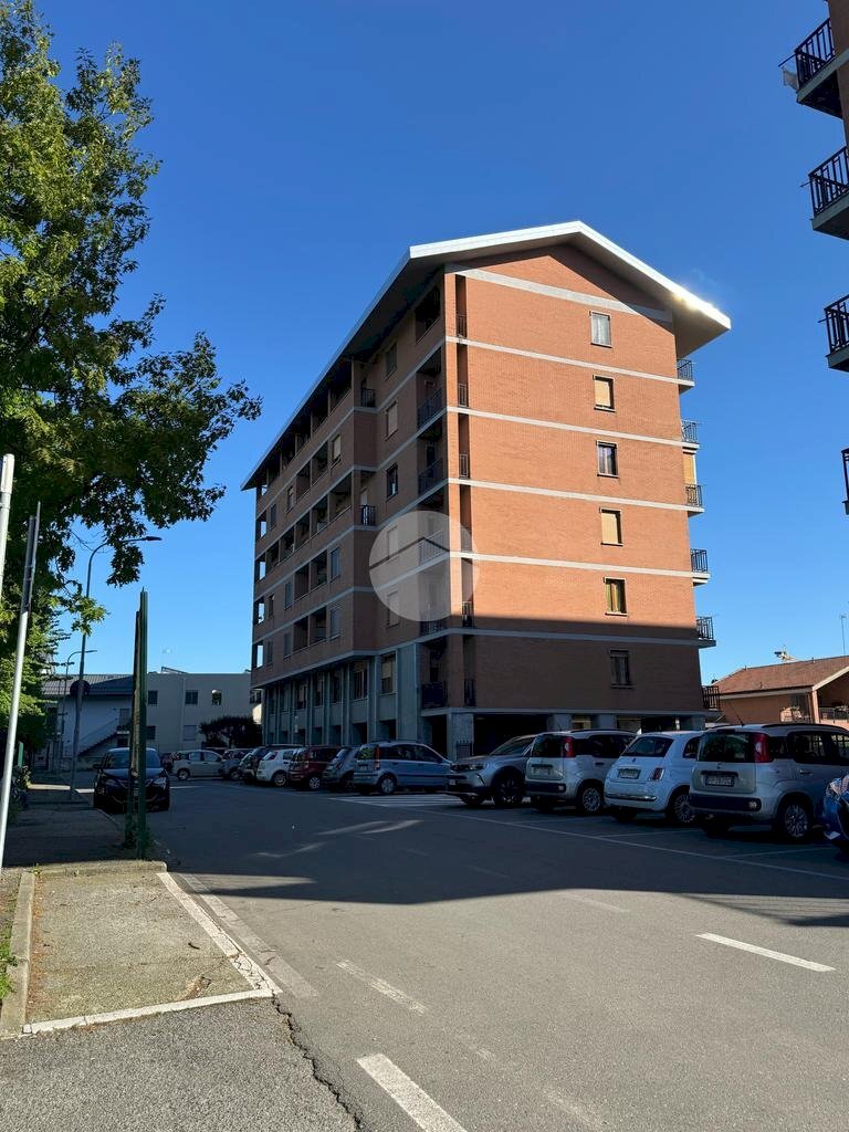 Four-room apartment Via Milano, Settimo Torinese - photo 1