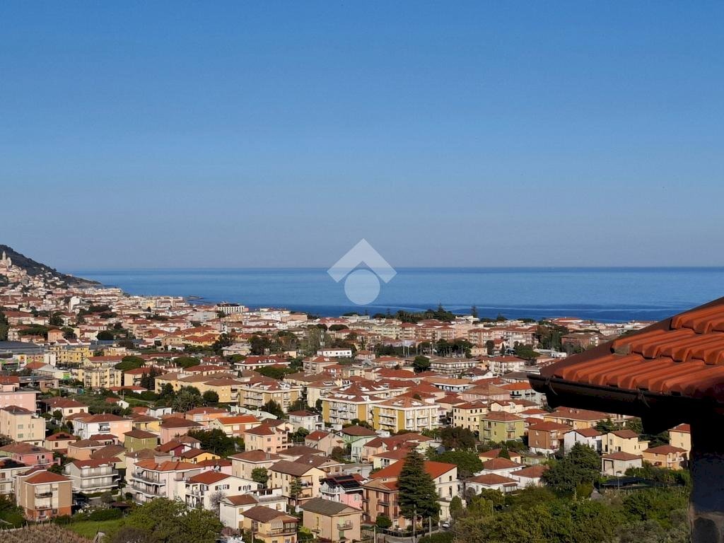 Semi-detached house Via San Giacomo, Diano Marina - photo 1