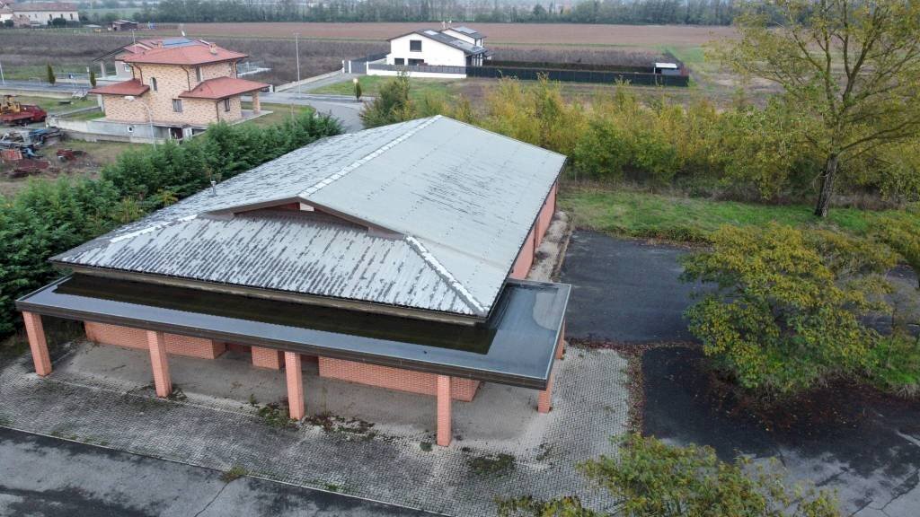 Vista - Negozio strada Vecchia di San Marziano, Pozzolo Formigaro - foto 1
