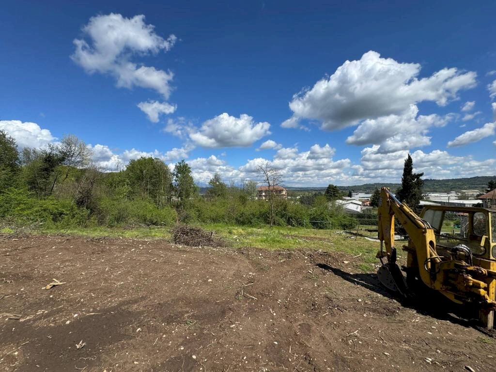 Terreno - Terreno edificabile via Giuseppe Mazzini, Ternate - foto 1