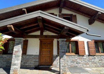 Facciata - Villa Frazione Plan Félinaz, 305, Charvensod - foto 1