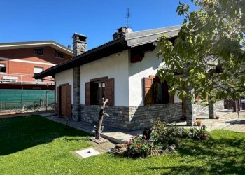 Giardino - Villa Frazione Plan Félinaz, 305, Charvensod - foto 2