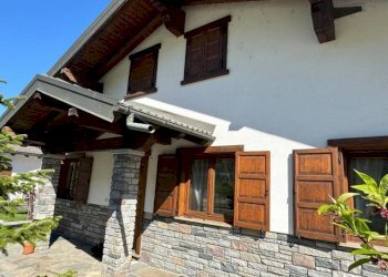 Facciata - Villa Frazione Plan Félinaz, 305, Charvensod - foto 4
