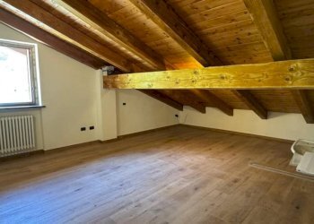 Mansarda - Villa Frazione Plan Félinaz, 305, Charvensod - foto 31