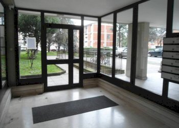 Interno palazzo - Trilocale via Rinaldo Rigola, Bologna (zona Barca) - foto 4