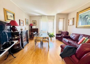 Salone - Quadrilocale strada Torino, 10, Orbassano - foto 5