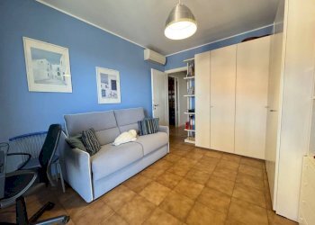 Camera da letto - Quadrilocale strada Torino, 10, Orbassano - foto 18