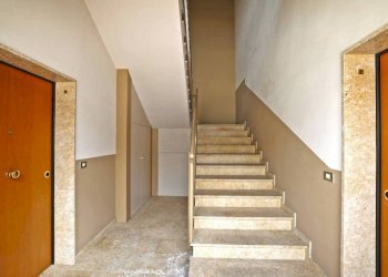 Interno palazzo - Ufficio via Serrabella, 3, Pianoro - foto 15