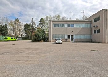 Cortile interno - Ufficio via Serrabella, 3, Pianoro - foto 18