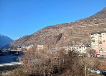 Vista - Bilocale via Ventina, 2B, Sondrio - foto 8