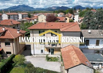 Facciata - Casa indipendente via C. Bernasconi, 26, Malnate - foto 17