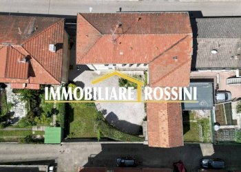 Zona - Casa indipendente via C. Bernasconi, 26, Malnate - foto 19