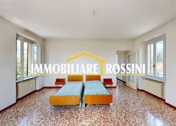 Camera da letto - Casa indipendente via C. Bernasconi, 26, Malnate - foto 29