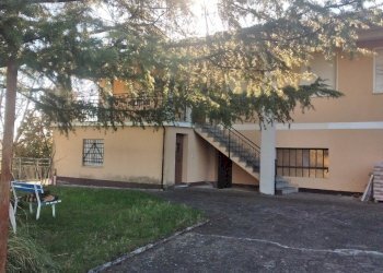 Porzione di casa Canossa - foto 2