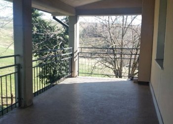 Porzione di casa Canossa - foto 11