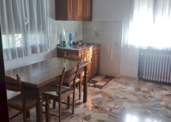 Porzione di casa Canossa - foto 17