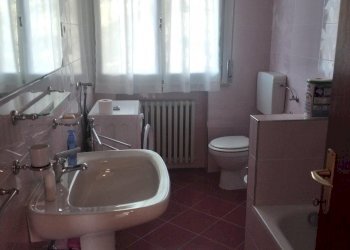 Porzione di casa Canossa - foto 23