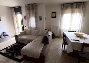 Apartment Reggio nell'Emilia - photo 2