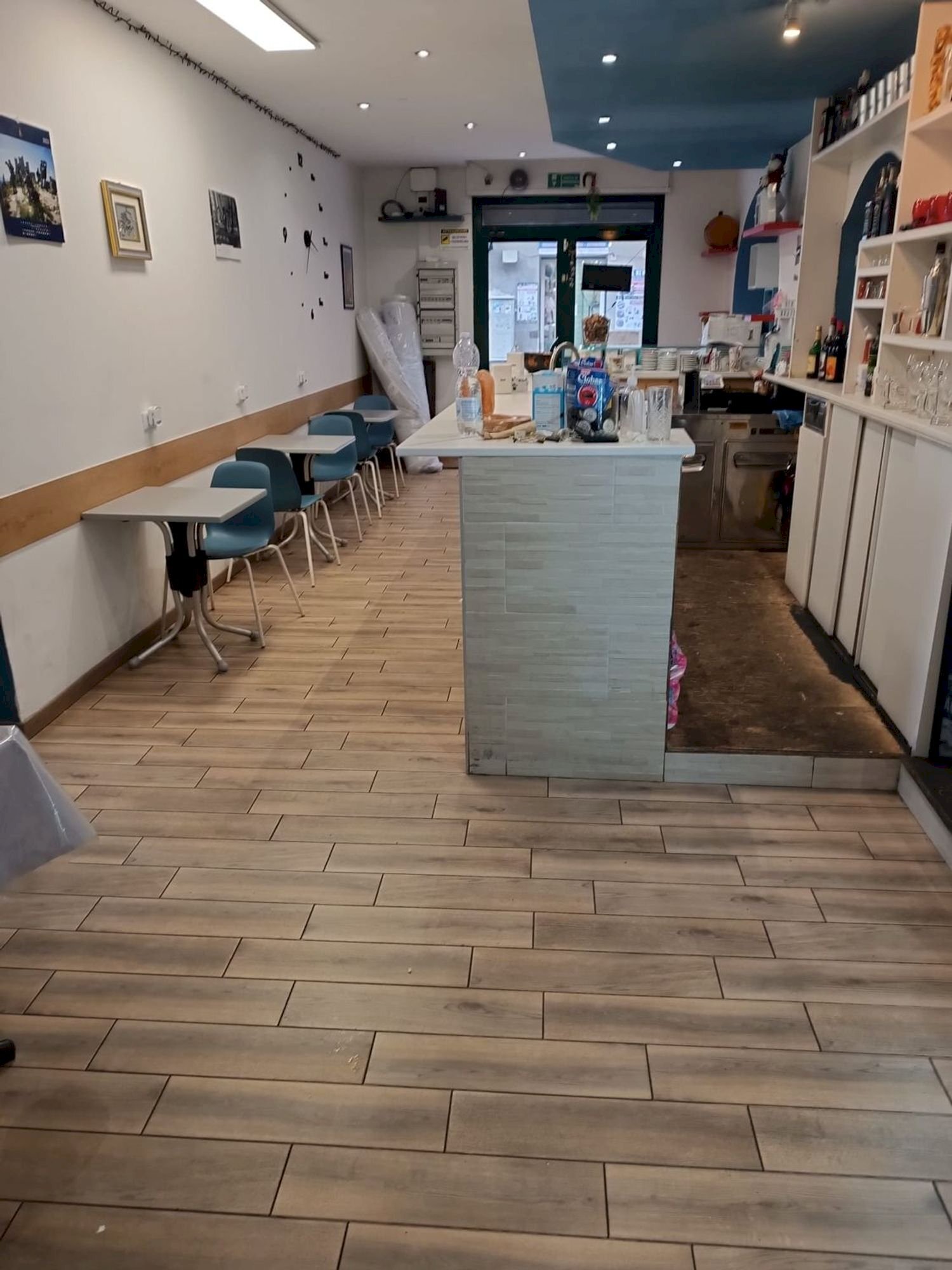 Locale Commerciale via Giotto, Genova (zona Sestri Ponente) - foto 2