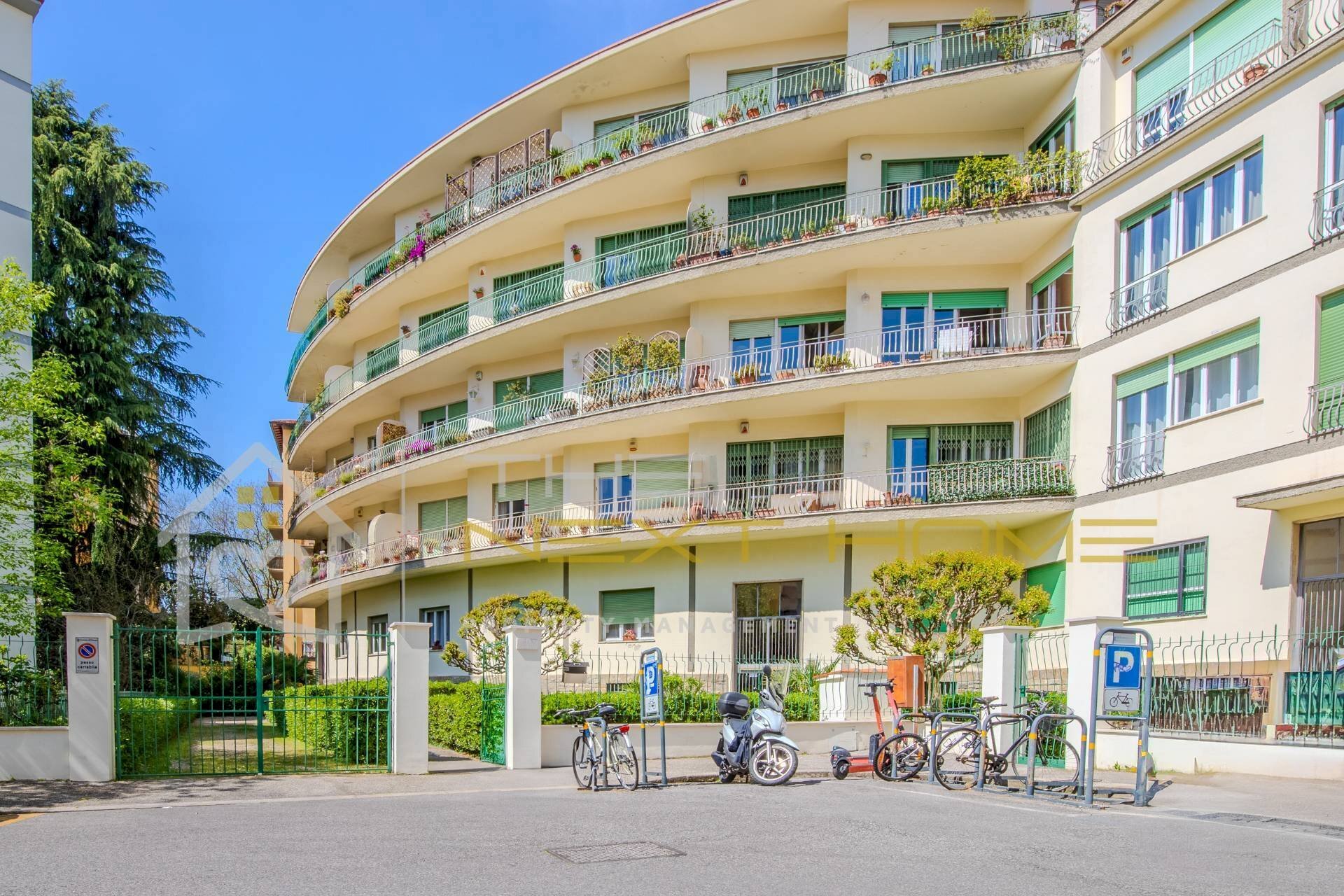 Four-room apartment Via Stefano Turr, Firenze (neighborhood Campo di Marte) - photo 3