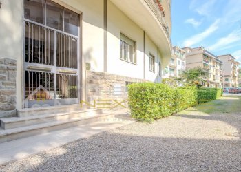 Quadrilocale Via Stefano Turr, Firenze (zona Campo di Marte) - foto 4