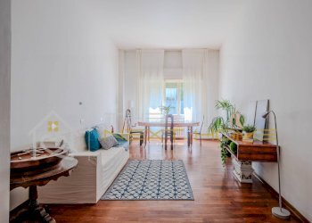 Quadrilocale Via Stefano Turr, Firenze (zona Campo di Marte) - foto 2