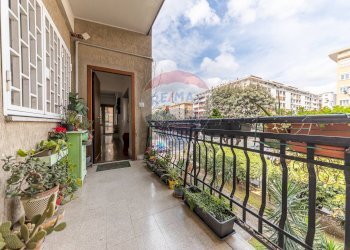 Three-room apartment Via Tuscolana, Roma (neighborhood Tuscolano) - photo 3