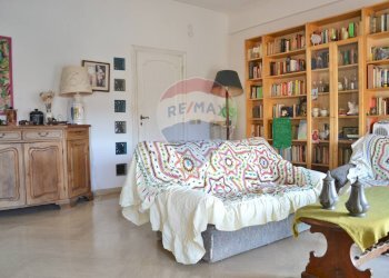 Apartment via della pineta sacchetti, Roma (neighborhood Pineta Sacchetti) - photo 28